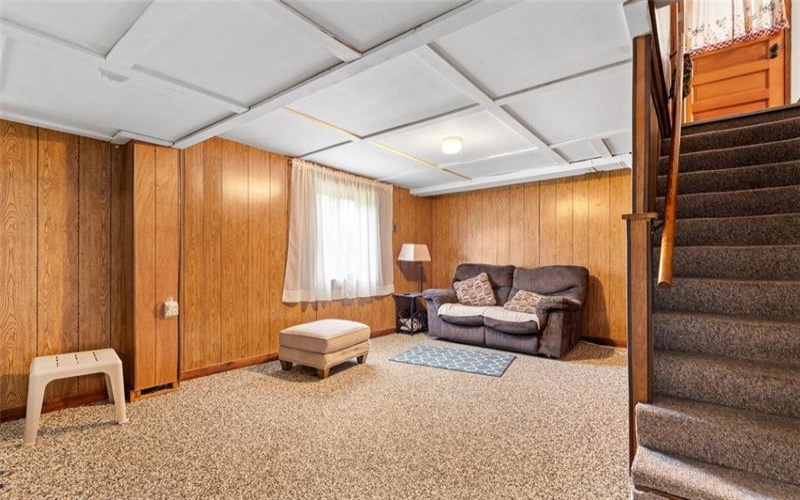 44 Montraver Drive, Monessen, 15062, 3 Bedroom Bedrooms, 9 Room Rooms,2.1 BathroomBathrooms,Residential,For Sale,Montraver Drive,1770360