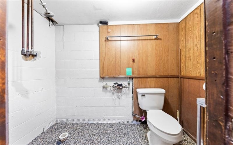 44 Montraver Drive, Monessen, 15062, 3 Bedroom Bedrooms, 9 Room Rooms,2.1 BathroomBathrooms,Residential,For Sale,Montraver Drive,1770360