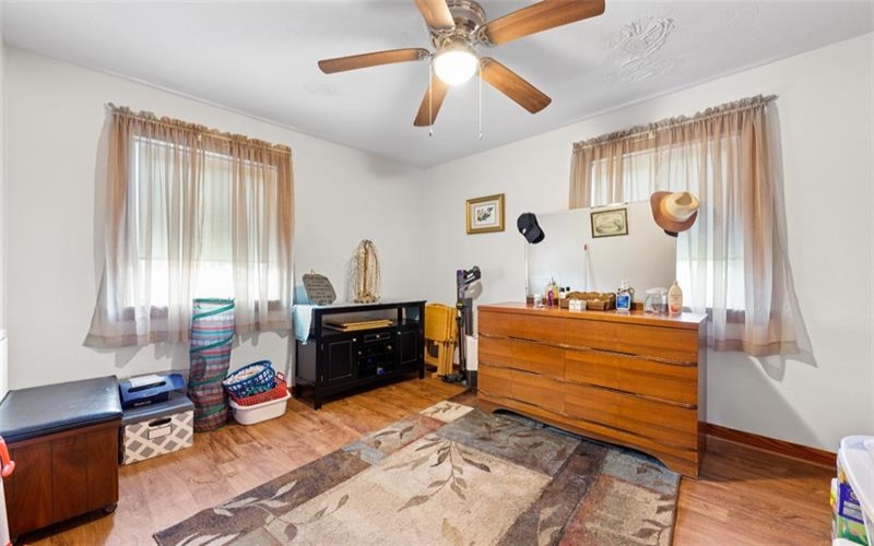 44 Montraver Drive, Monessen, 15062, 3 Bedroom Bedrooms, 9 Room Rooms,2.1 BathroomBathrooms,Residential,For Sale,Montraver Drive,1770360