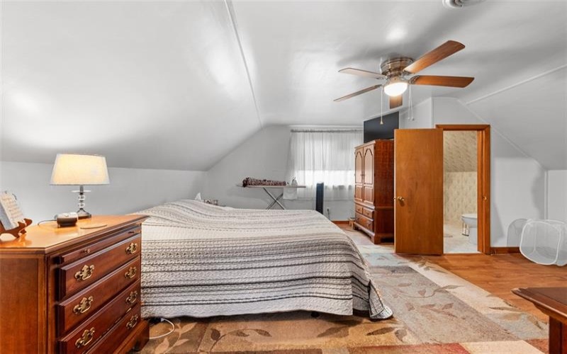 44 Montraver Drive, Monessen, 15062, 3 Bedroom Bedrooms, 9 Room Rooms,2.1 BathroomBathrooms,Residential,For Sale,Montraver Drive,1770360