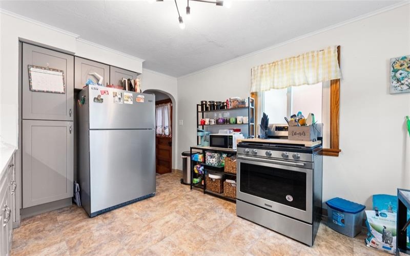 44 Montraver Drive, Monessen, 15062, 3 Bedroom Bedrooms, 9 Room Rooms,2.1 BathroomBathrooms,Residential,For Sale,Montraver Drive,1770360
