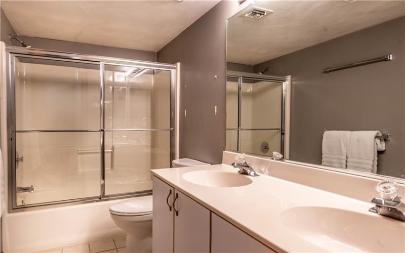 8036 Meadowridge Dr, Champion, 15622, 2 Bedrooms Bedrooms, 6 Rooms Rooms,2 BathroomsBathrooms,Residential,For Sale,Meadowridge Dr,1769545