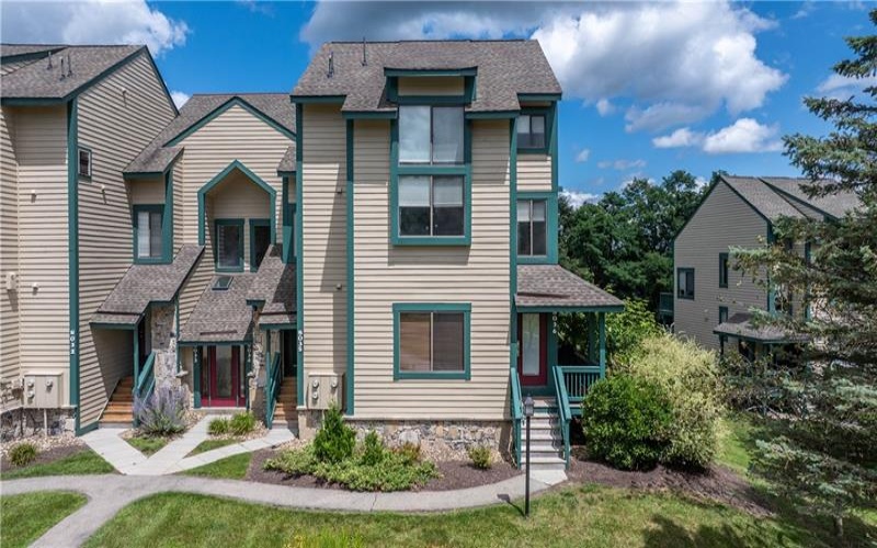 8036 Meadowridge Dr, Champion, 15622, 2 Bedrooms Bedrooms, 6 Rooms Rooms,2 BathroomsBathrooms,Residential,For Sale,Meadowridge Dr,1769545