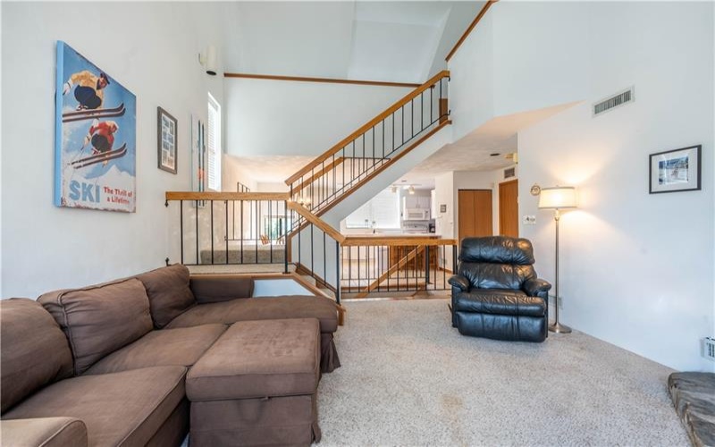8036 Meadowridge Dr, Champion, 15622, 2 Bedrooms Bedrooms, 6 Rooms Rooms,2 BathroomsBathrooms,Residential,For Sale,Meadowridge Dr,1769545