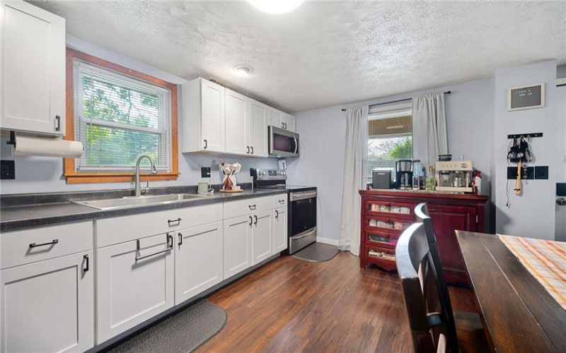 108 Ondrejko Rd, Smithfield, 15478, 2 Bedrooms Bedrooms, ,1 BathroomBathrooms,Residential,For Sale,Ondrejko Rd,1770339