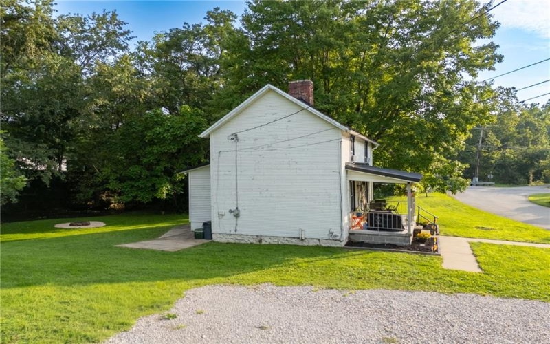 108 Ondrejko Rd, Smithfield, 15478, 2 Bedrooms Bedrooms, ,1 BathroomBathrooms,Residential,For Sale,Ondrejko Rd,1770339