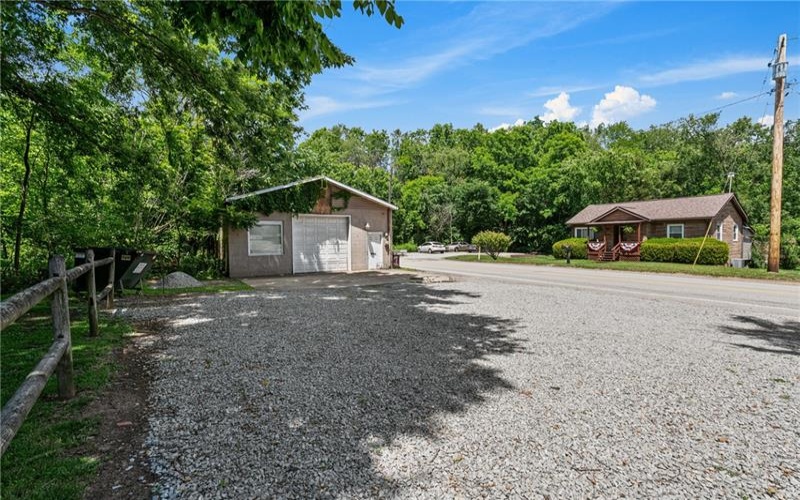 3772 Millers Run Rd, Mc Donald, 15057, ,Multi-unit,For Sale,Millers Run Rd,1762369