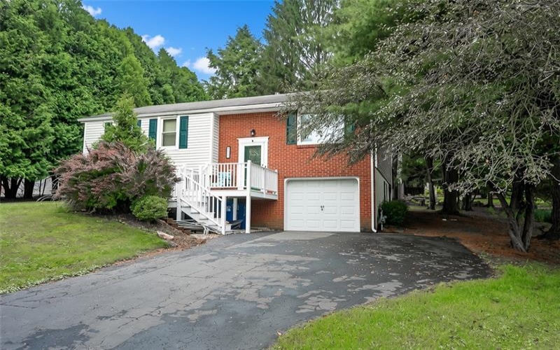117 Pamela Ln, Johnstown, 15905, 3 Bedrooms Bedrooms, ,2.1 BathroomsBathrooms,Residential,For Sale,Pamela Ln,1767013