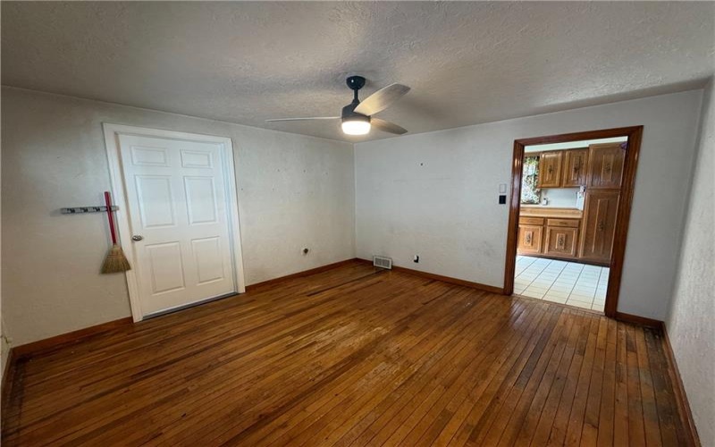 4643 State Route 982, Latrobe, 15650, 3 Bedroom Bedrooms, 7 Room Rooms,2 BathroomBathrooms,Residential,For Sale,State Route 982,1769492
