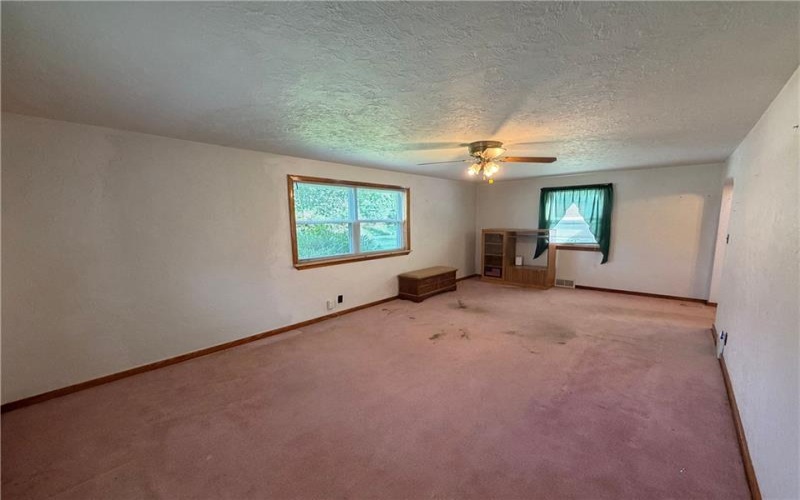 4643 State Route 982, Latrobe, 15650, 3 Bedroom Bedrooms, 7 Room Rooms,2 BathroomBathrooms,Residential,For Sale,State Route 982,1769492