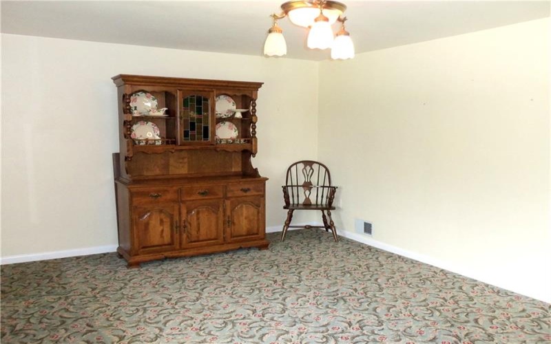 250 Waynesburg Road, Washington, 15301, 3 Bedrooms Bedrooms, 8 Rooms Rooms,2 BathroomsBathrooms,Residential,For Sale,Waynesburg Road,1770151