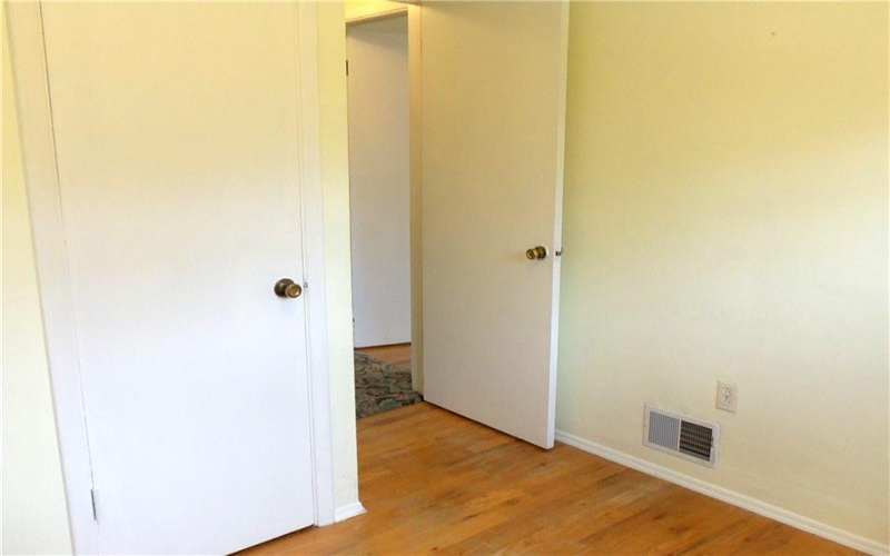 250 Waynesburg Road, Washington, 15301, 3 Bedrooms Bedrooms, 8 Rooms Rooms,2 BathroomsBathrooms,Residential,For Sale,Waynesburg Road,1770151