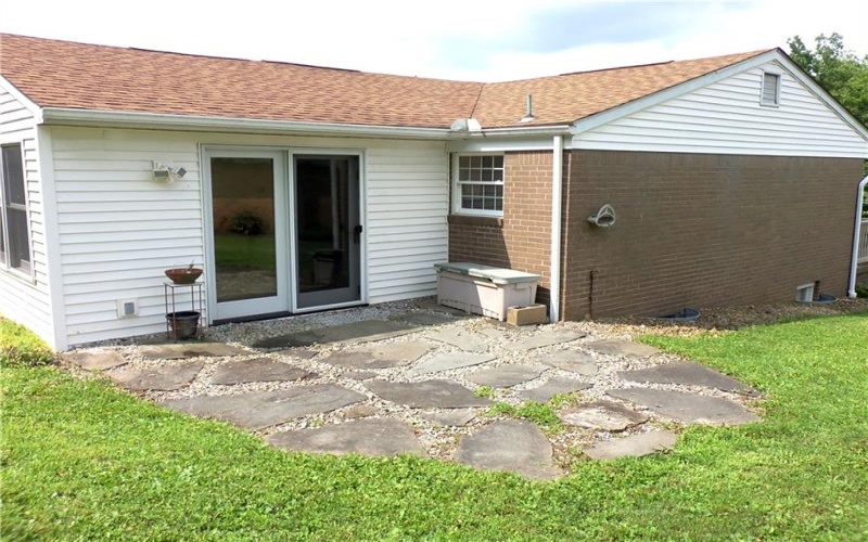 250 Waynesburg Road, Washington, 15301, 3 Bedrooms Bedrooms, 8 Rooms Rooms,2 BathroomsBathrooms,Residential,For Sale,Waynesburg Road,1770151