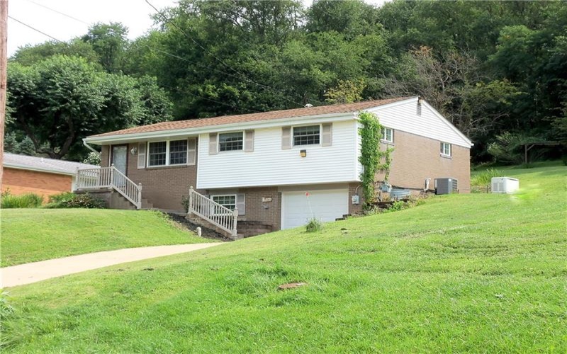 250 Waynesburg Road, Washington, 15301, 3 Bedrooms Bedrooms, 8 Rooms Rooms,2 BathroomsBathrooms,Residential,For Sale,Waynesburg Road,1770151
