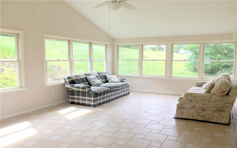 250 Waynesburg Road, Washington, 15301, 3 Bedrooms Bedrooms, 8 Rooms Rooms,2 BathroomsBathrooms,Residential,For Sale,Waynesburg Road,1770151