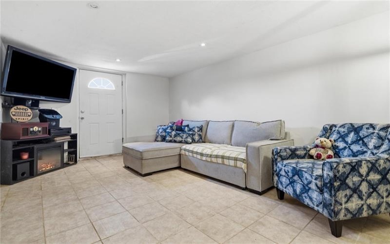 54 Chestnut Ridge Rd, Washington, 15301, 3 Bedrooms Bedrooms, 7 Rooms Rooms,1 BathroomBathrooms,Residential,For Sale,Chestnut Ridge Rd,1770155