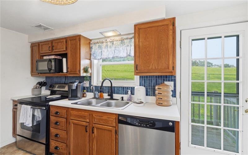 54 Chestnut Ridge Rd, Washington, 15301, 3 Bedrooms Bedrooms, 7 Rooms Rooms,1 BathroomBathrooms,Residential,For Sale,Chestnut Ridge Rd,1770155