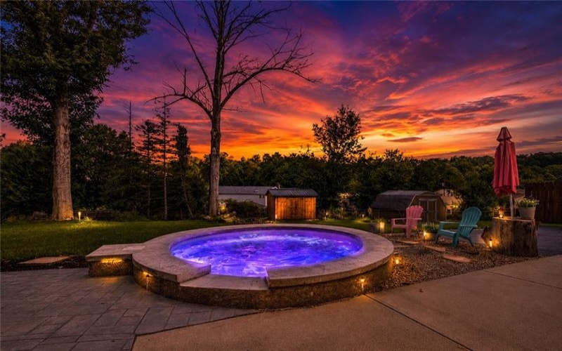 286 Hazelwood Dr, Washington, 15301, 3 Bedrooms Bedrooms, 9 Rooms Rooms,2 BathroomsBathrooms,Residential,For Sale,Hazelwood Dr,1770321