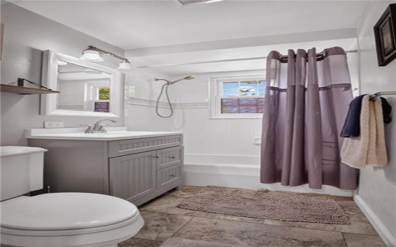 286 Hazelwood Dr, Washington, 15301, 3 Bedrooms Bedrooms, 9 Rooms Rooms,2 BathroomsBathrooms,Residential,For Sale,Hazelwood Dr,1770321