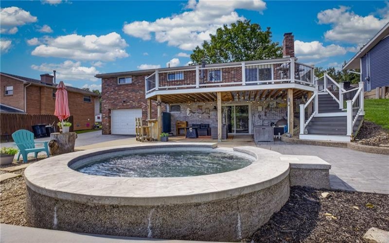 286 Hazelwood Dr, Washington, 15301, 3 Bedrooms Bedrooms, 9 Rooms Rooms,2 BathroomsBathrooms,Residential,For Sale,Hazelwood Dr,1770321