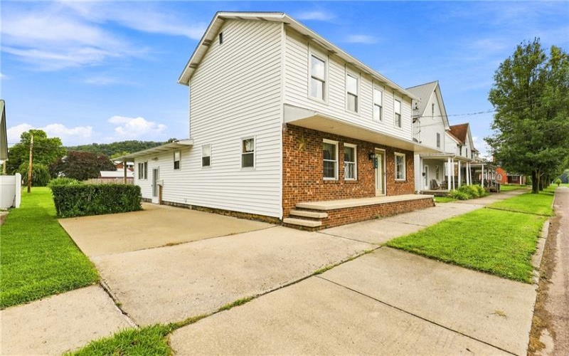 619 Oden St, Confluence, 15424, 4 Bedrooms Bedrooms, ,3 BathroomsBathrooms,Residential,For Sale,Oden St,1770403