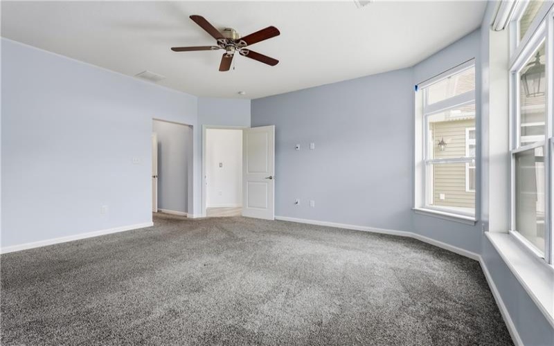 211 Bridle Lane, Washington, 15301, 3 Bedrooms Bedrooms, ,2 BathroomsBathrooms,Residential,For Sale,Bridle Lane,1770459
