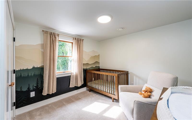 328 Comstock Dr, Irwin, 15642, 5 Bedroom Bedrooms, ,2.2 BathroomBathrooms,Residential,For Sale,Comstock Dr,1770510