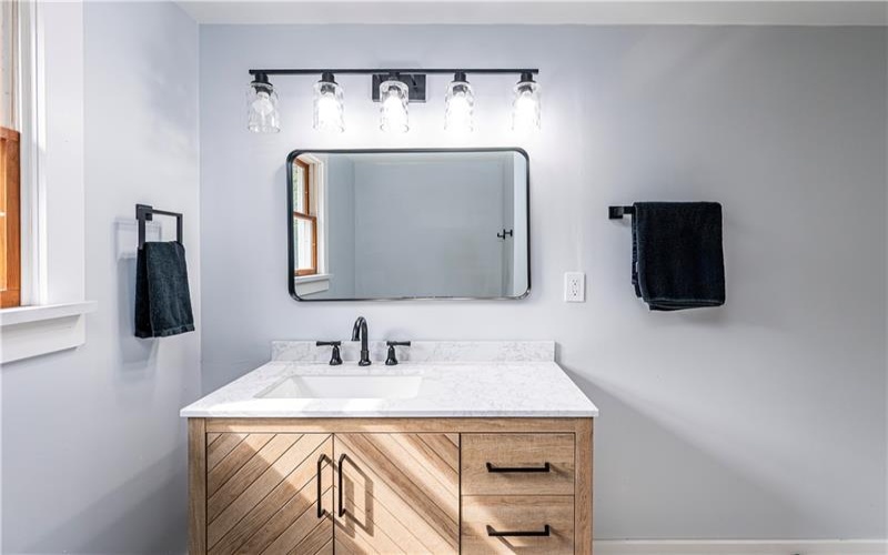 328 Comstock Dr, Irwin, 15642, 5 Bedroom Bedrooms, ,2.2 BathroomBathrooms,Residential,For Sale,Comstock Dr,1770510