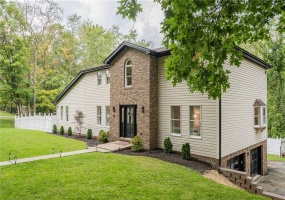 328 Comstock Dr, Irwin, 15642, 5 Bedroom Bedrooms, ,2.2 BathroomBathrooms,Residential,For Sale,Comstock Dr,1770510