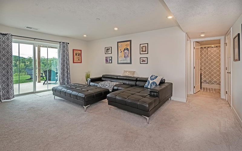 211 Sierra DRIVE, North Strabane, 15317, 3 Bedrooms Bedrooms, 10 Rooms Rooms,3.1 BathroomsBathrooms,Residential,For Sale,Sierra,1770628