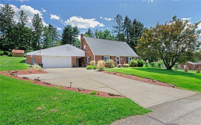 3127 Chestnut St, Murrysville, 15668, 4 Bedroom Bedrooms, 8 Room Rooms,2 BathroomBathrooms,Residential,For Sale,Chestnut St,1770630
