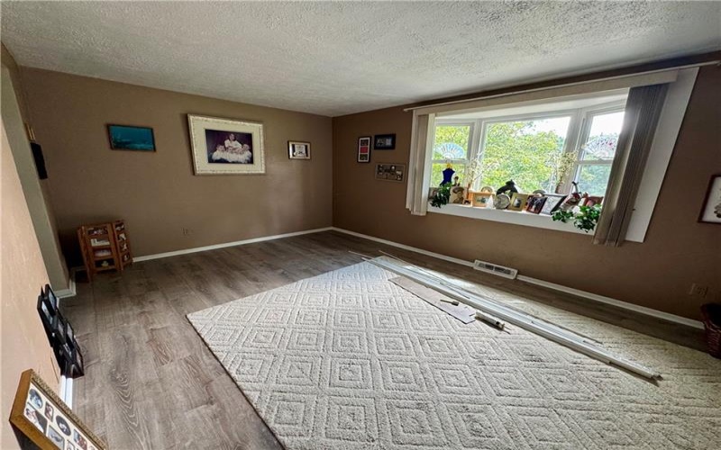209 Malone Ridge Rd, Washington, 15301, 3 Bedrooms Bedrooms, 10 Rooms Rooms,2.1 BathroomsBathrooms,Residential,For Sale,Malone Ridge Rd,1769659