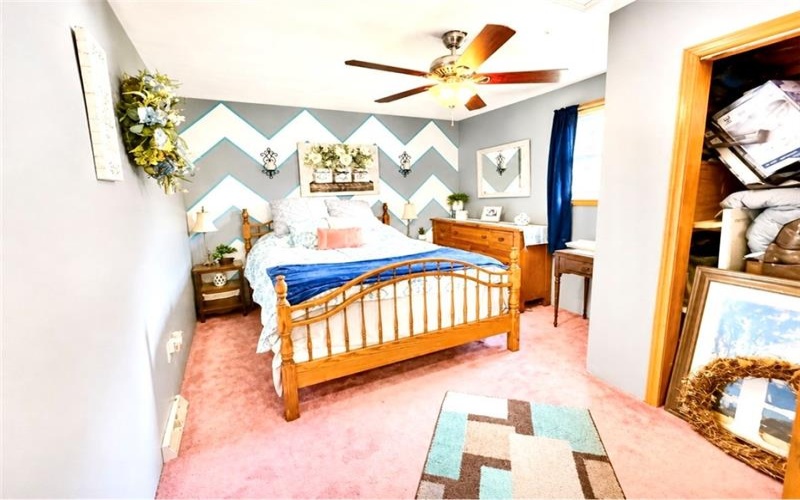 4 Hayes St, Dunbar, 15431, 4 Bedrooms Bedrooms, 9 Rooms Rooms,1 BathroomBathrooms,Residential,For Sale,Hayes St,1770332