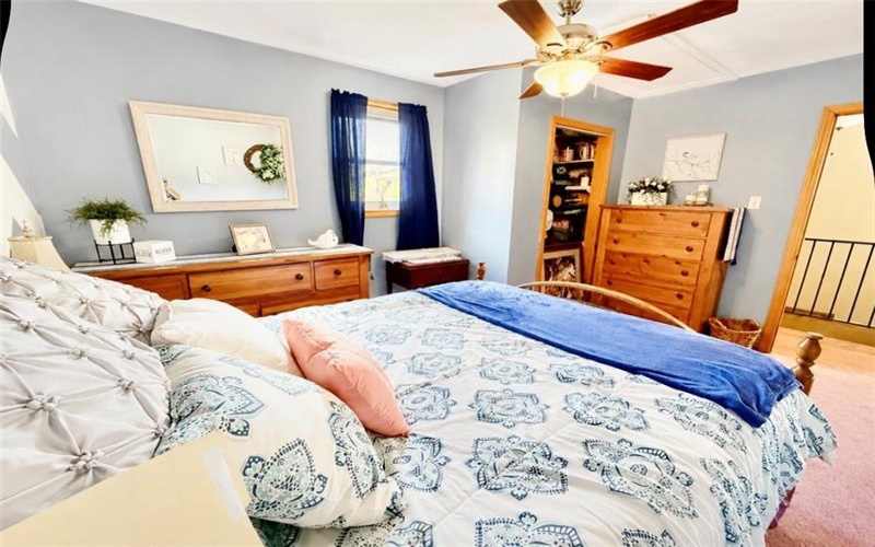 4 Hayes St, Dunbar, 15431, 4 Bedrooms Bedrooms, 9 Rooms Rooms,1 BathroomBathrooms,Residential,For Sale,Hayes St,1770332