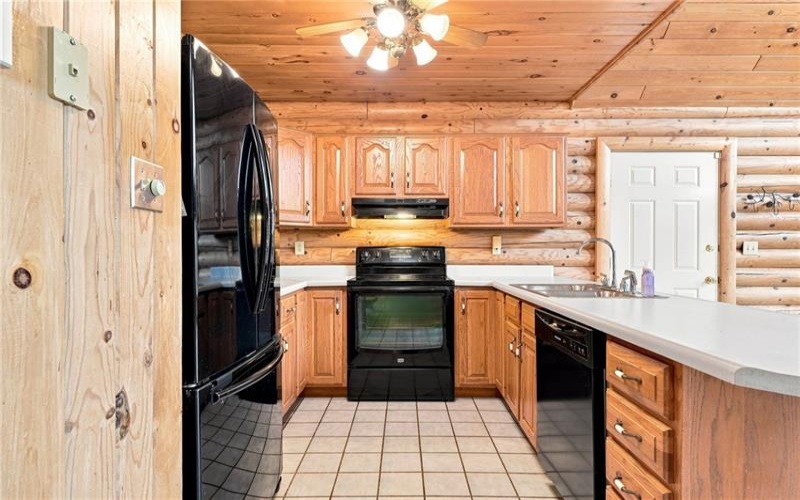 1233 Claridge Elliot, Jeanette, 15644, 2 Bedroom Bedrooms, 6 Room Rooms,2 BathroomBathrooms,Residential,For Sale,Claridge Elliot,1770613