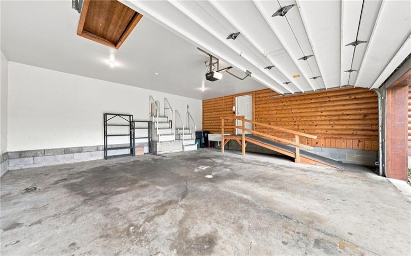 1233 Claridge Elliot, Jeanette, 15644, 2 Bedroom Bedrooms, 6 Room Rooms,2 BathroomBathrooms,Residential,For Sale,Claridge Elliot,1770613
