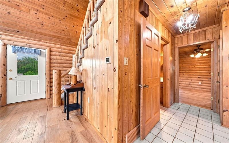 1233 Claridge Elliot, Jeanette, 15644, 2 Bedroom Bedrooms, 6 Room Rooms,2 BathroomBathrooms,Residential,For Sale,Claridge Elliot,1770613