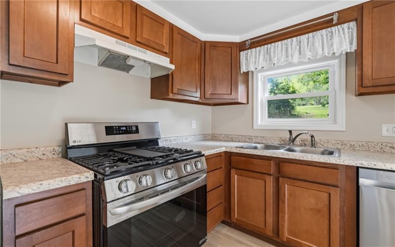 148 Coal Bluff Road, Finleyville, 15332, 3 Bedrooms Bedrooms, 7 Rooms Rooms,1 BathroomBathrooms,Residential,For Sale,Coal Bluff Road,1770681