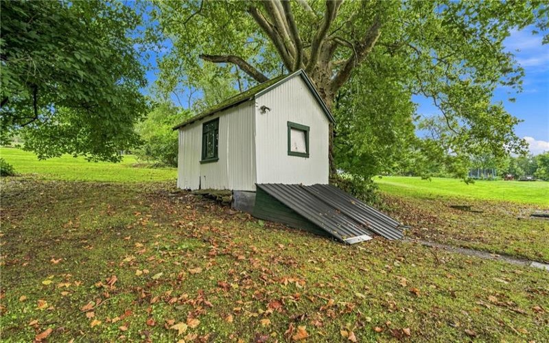 148 Coal Bluff Road, Finleyville, 15332, 3 Bedrooms Bedrooms, 7 Rooms Rooms,1 BathroomBathrooms,Residential,For Sale,Coal Bluff Road,1770681