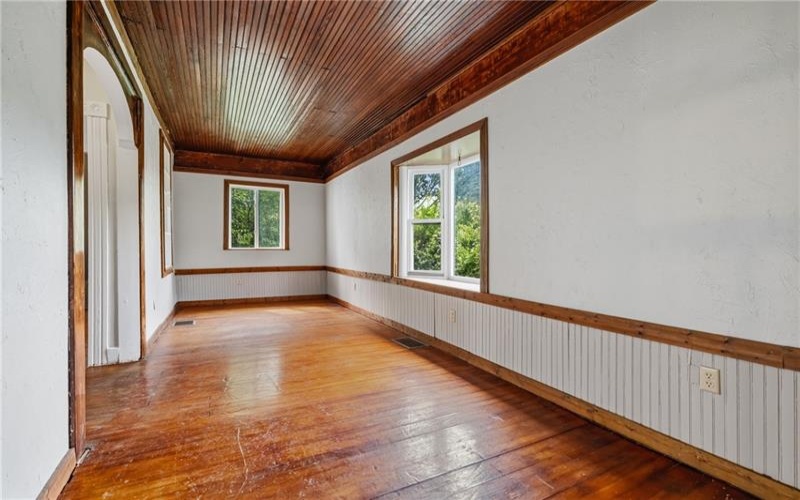 148 Coal Bluff Road, Finleyville, 15332, 3 Bedrooms Bedrooms, 7 Rooms Rooms,1 BathroomBathrooms,Residential,For Sale,Coal Bluff Road,1770681