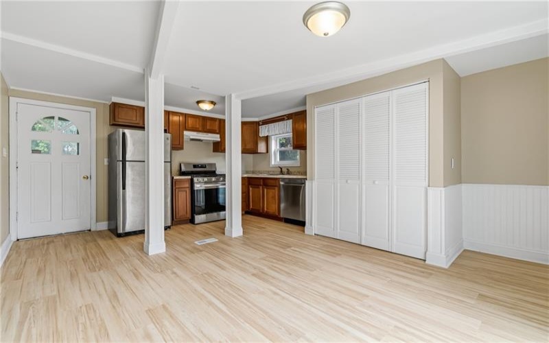 148 Coal Bluff Road, Finleyville, 15332, 3 Bedrooms Bedrooms, 7 Rooms Rooms,1 BathroomBathrooms,Residential,For Sale,Coal Bluff Road,1770681