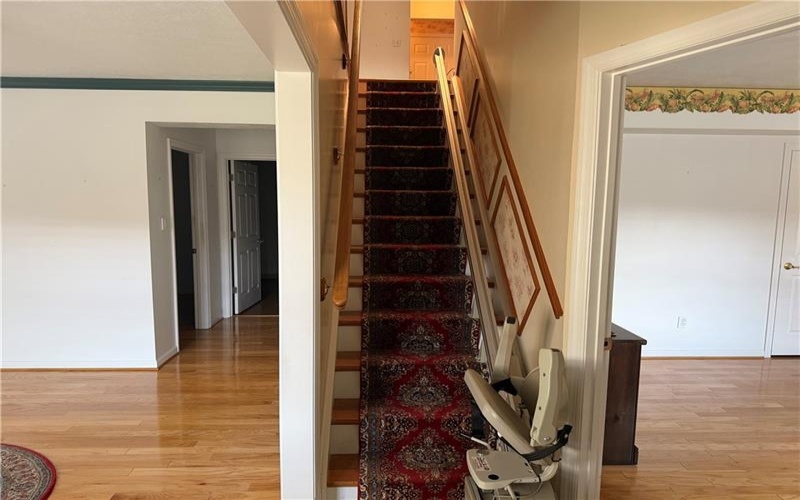 107 Boxwood Ct, Canonsburg, 15317, 2 Bedrooms Bedrooms, 8 Rooms Rooms,2.1 BathroomsBathrooms,Residential,For Sale,Boxwood Ct,1742204