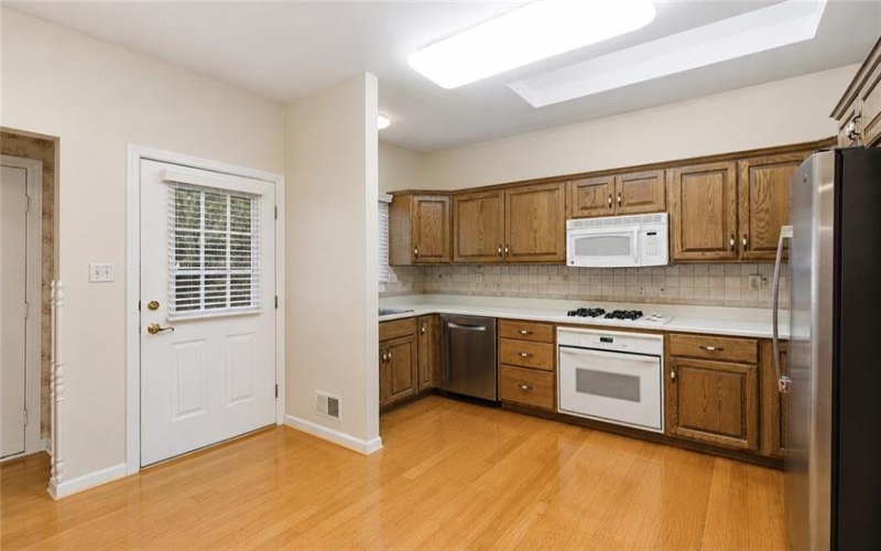 107 Boxwood Ct, Canonsburg, 15317, 2 Bedrooms Bedrooms, 8 Rooms Rooms,2.1 BathroomsBathrooms,Residential,For Sale,Boxwood Ct,1742204