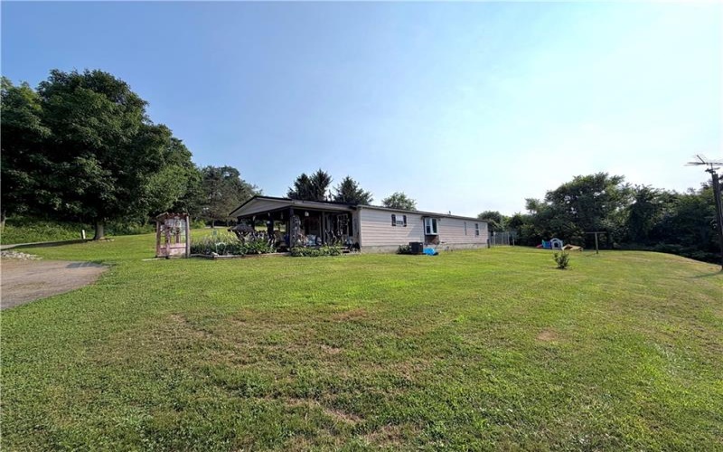 229 Gans Hill School Rd, Smithfield, 15478, 3 Bedrooms Bedrooms, ,1 BathroomBathrooms,Residential,For Sale,Gans Hill School Rd,1765380