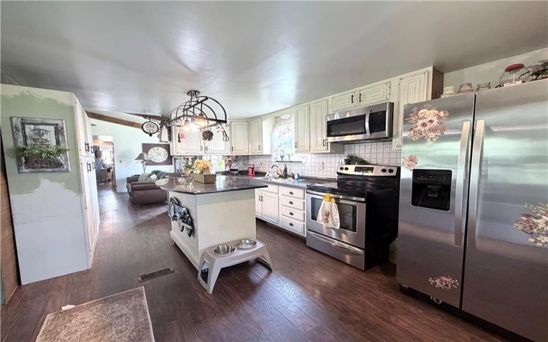 229 Gans Hill School Rd, Smithfield, 15478, 3 Bedrooms Bedrooms, ,1 BathroomBathrooms,Residential,For Sale,Gans Hill School Rd,1765380