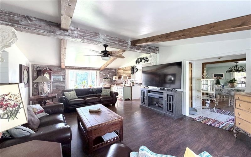 229 Gans Hill School Rd, Smithfield, 15478, 3 Bedrooms Bedrooms, ,1 BathroomBathrooms,Residential,For Sale,Gans Hill School Rd,1765380