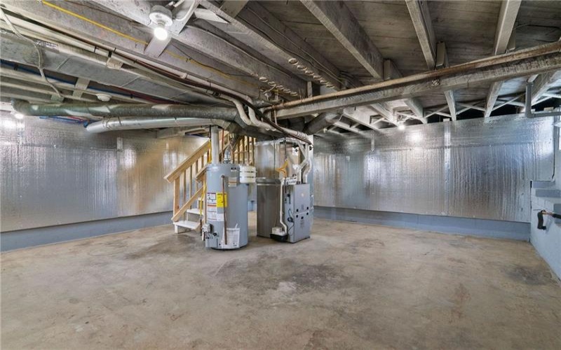 666 EWING STREET, WASHINGTON, 15301, 3 Bedrooms Bedrooms, 7 Rooms Rooms,1 BathroomBathrooms,Residential,For Sale,EWING STREET,1769251