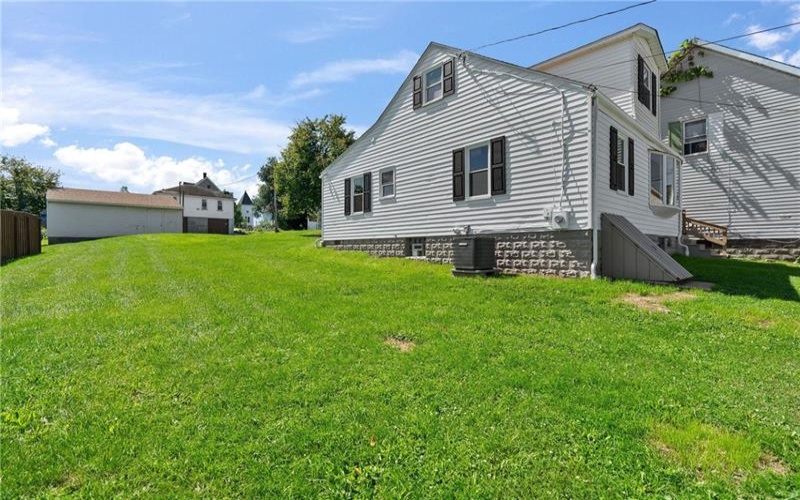 666 EWING STREET, WASHINGTON, 15301, 3 Bedrooms Bedrooms, 7 Rooms Rooms,1 BathroomBathrooms,Residential,For Sale,EWING STREET,1769251
