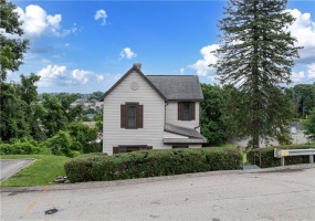 698 Grove Ave, Washington, 15301, 3 Bedrooms Bedrooms, 9 Rooms Rooms,2 BathroomsBathrooms,Residential,For Sale,Grove Ave,1770286 698 Grove Ave, Washington, 15301, 3 Bedrooms Bedrooms, 9 Rooms Rooms,2 BathroomsBathrooms,Residential,For Sale,Grove Ave,1770286