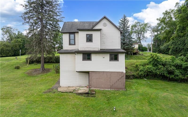 698 Grove Ave, Washington, 15301, 3 Bedrooms Bedrooms, 9 Rooms Rooms,2 BathroomsBathrooms,Residential,For Sale,Grove Ave,1770286